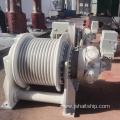 Hydraulic winch with excellent safety performance